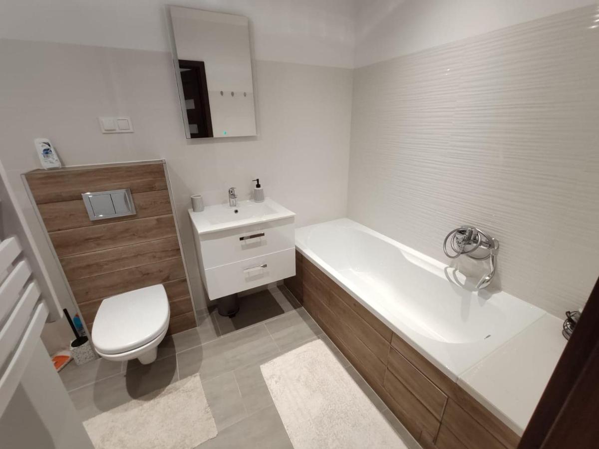 Appartement Apartament Parkowy à Rzeszów Extérieur photo